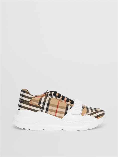 scarpe burberry scontate|Scarpe BURBERRY da Uomo scontate .